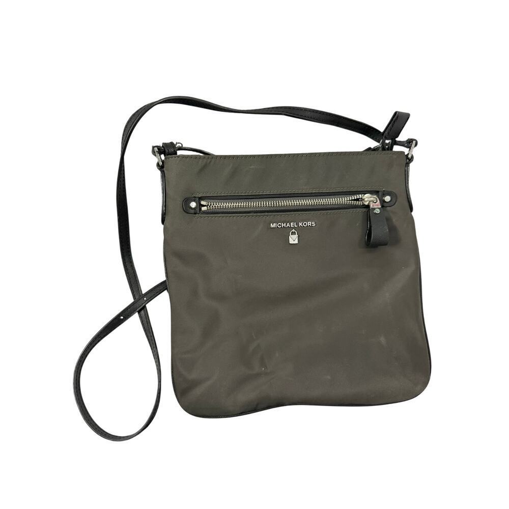 Michael Kors Black Kelsey Nylon Crossbody Handbag Purse GS - Picture 3 of 9